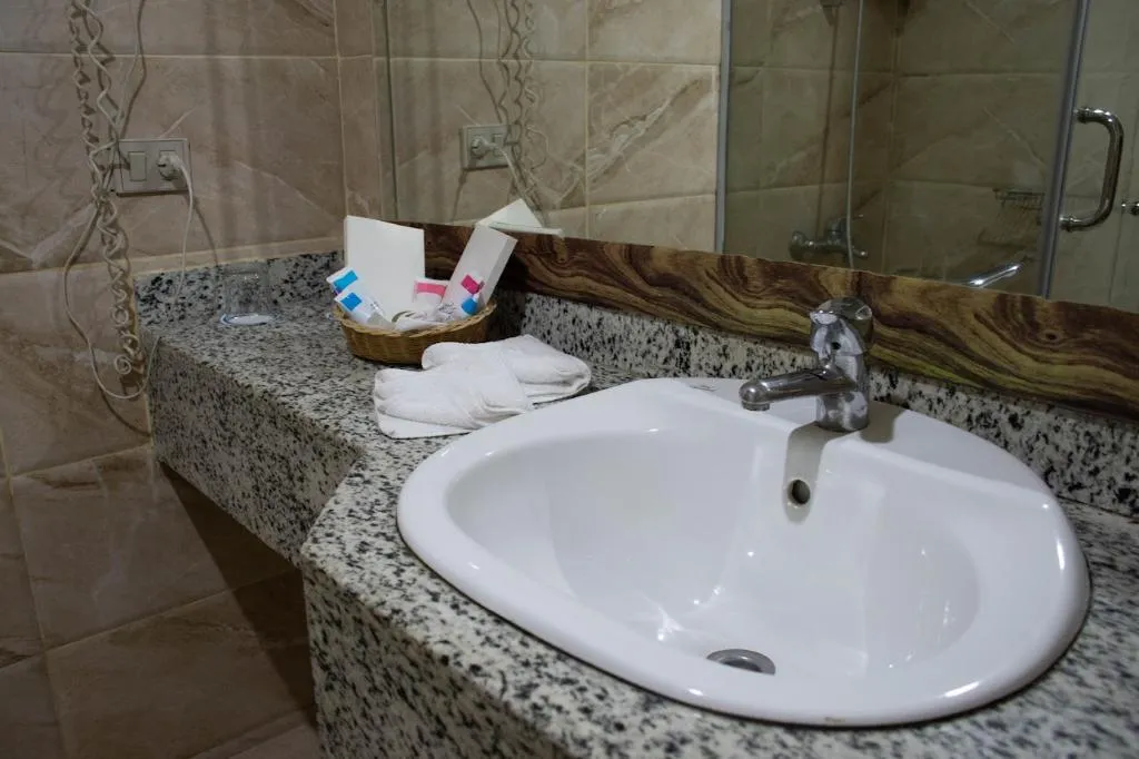 DOUBLE STANDARD Room, Cataract Sharm Resort, Red Sea Riviera