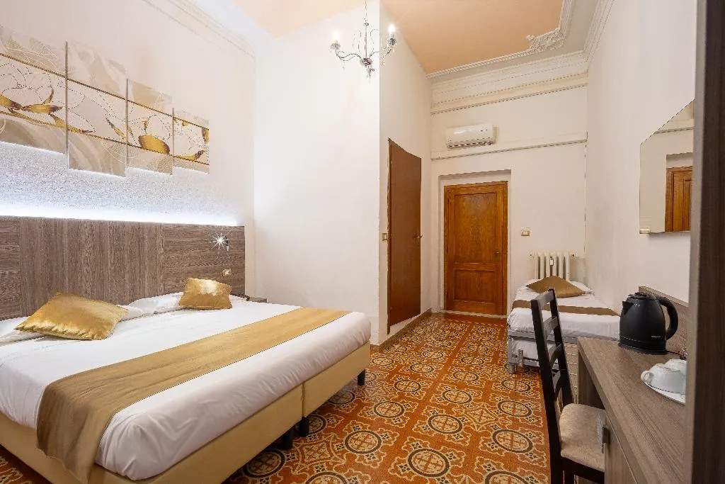 QUADRUPLE STANDARD Room, Astrid Hotel, Florence