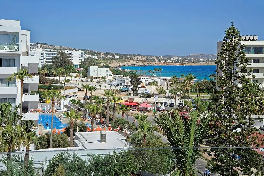 TWIN SUPERIOR SIDE SEA VIEW Room, Nestor, Cyprus