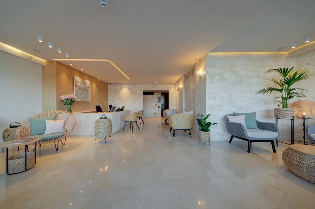 Lobby, Land's End Boutique Hotel, Malta