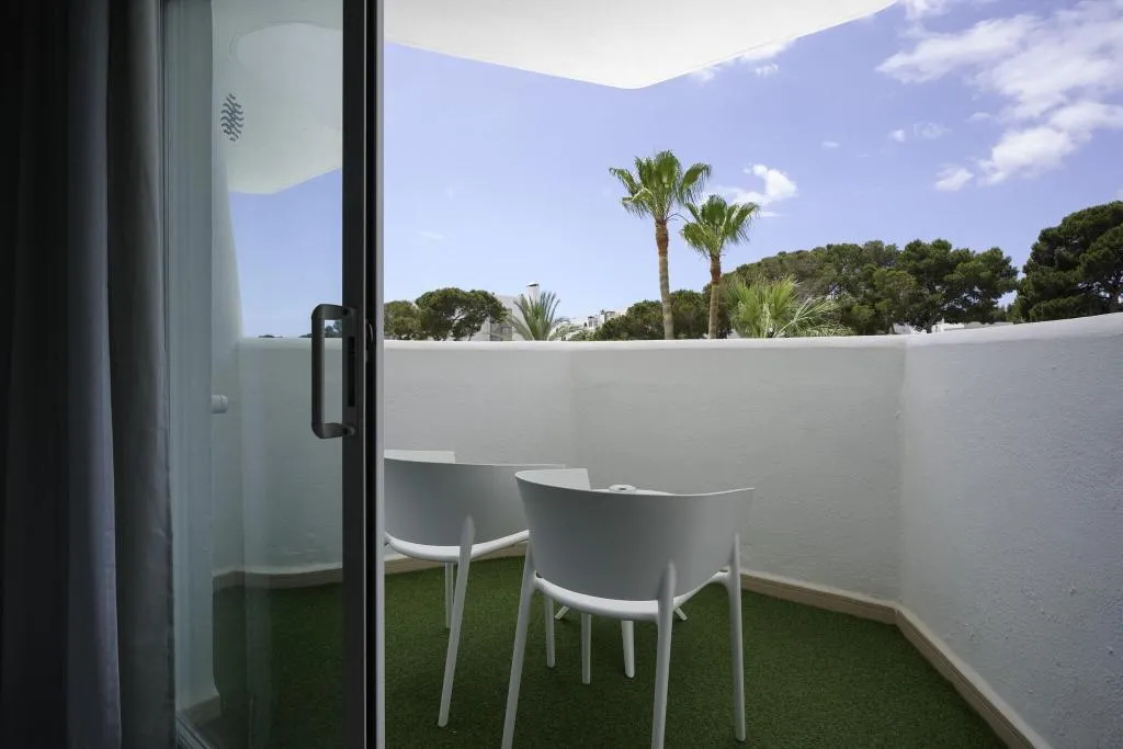 DOUBLE POOL VIEW Room, Aluasoul Mallorca Resort - Adults Only, Majorca
