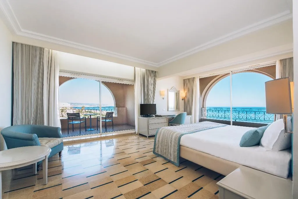 JUNIOR SUITE SEA VIEW Room, Iberostar Waves Averroes, Tunisia