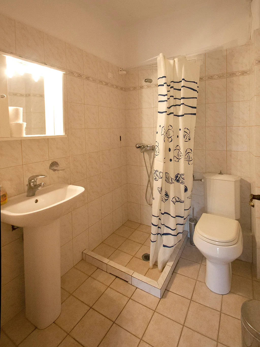 Double or Twin STANDARD Room, Pension Laura, Skiathos