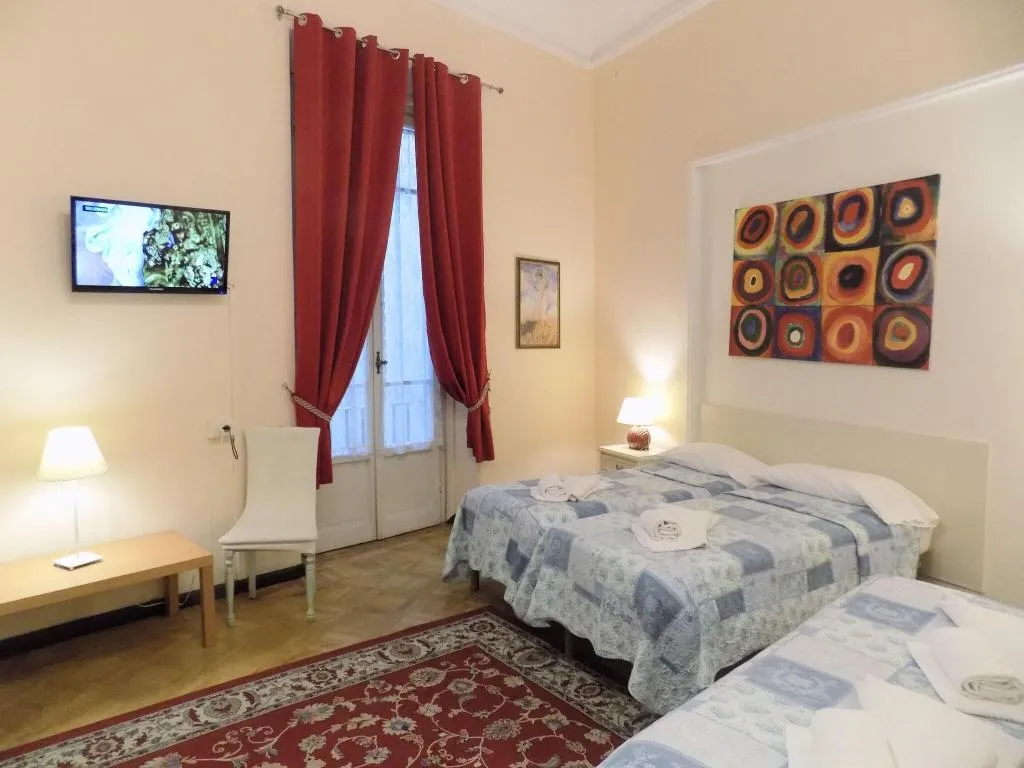 Room, Il Pitti Soggiorno, Florence