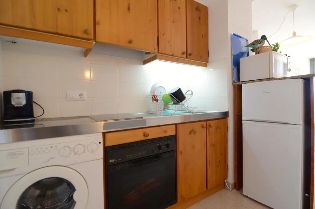 APARTMENT CAPACITY 4 ONE BEDROOM Room, Del Sol 2D Apartamentos, Costa Brava