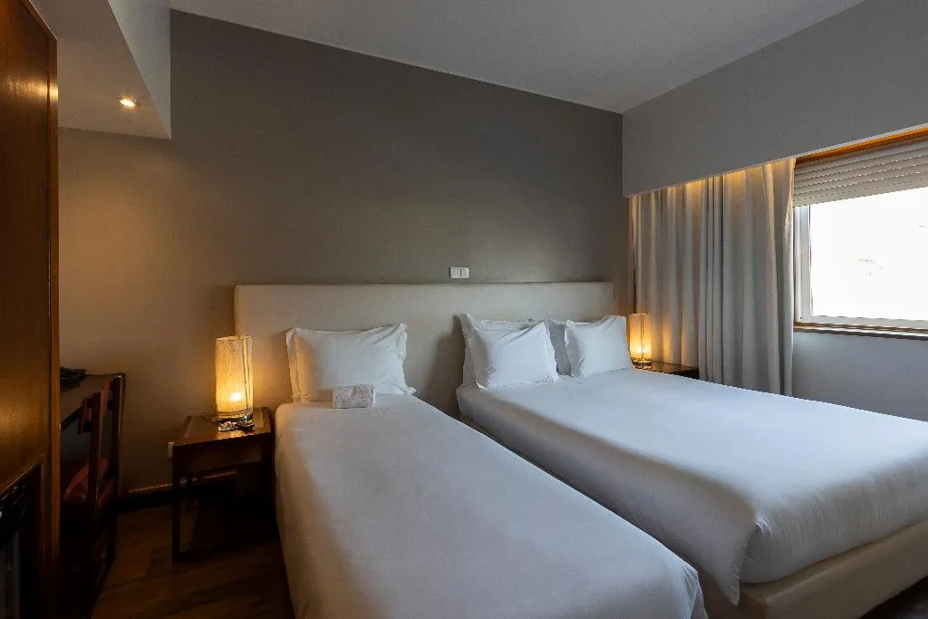 DOUBLE CLASSIC Room, Hotel Rali Viana, Porto