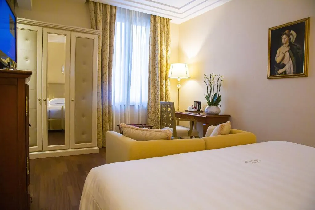 DOUBLE DELUXE Room, Golden Tower Hotel & Spa, Florence
