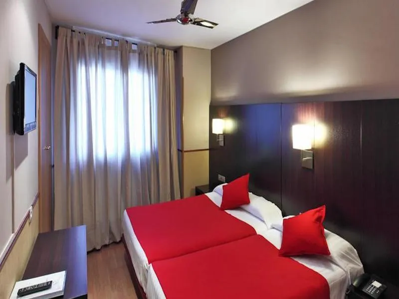DOUBLE STANDARD Room, Yomo Hostal Bcn Port, Barcelona