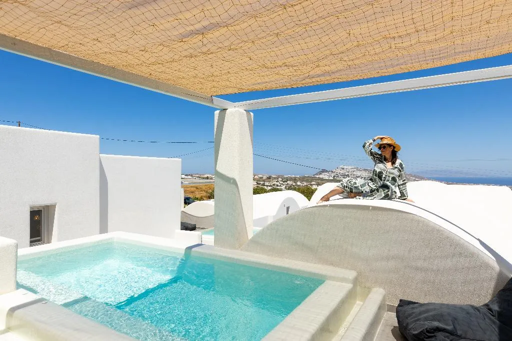 General view, Serapias Suites, Santorini