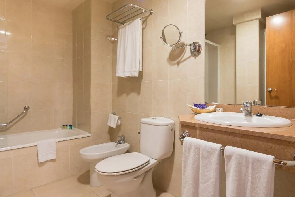 SINGLE STANDARD Room, htop Pineda Palace - Adults Only, Costa Brava