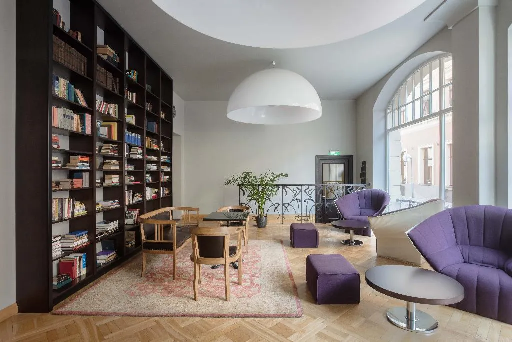Lobby, Neiburgs, Riga