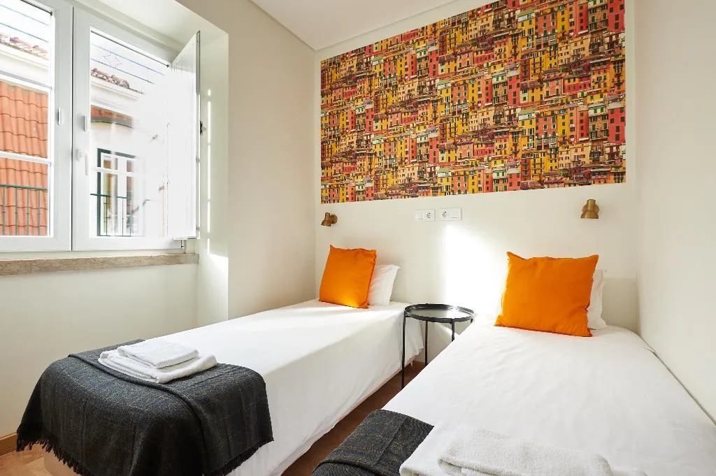 TWIN STANDARD Room, Hello Lisbon Santa Catarina Suites, Lisbon