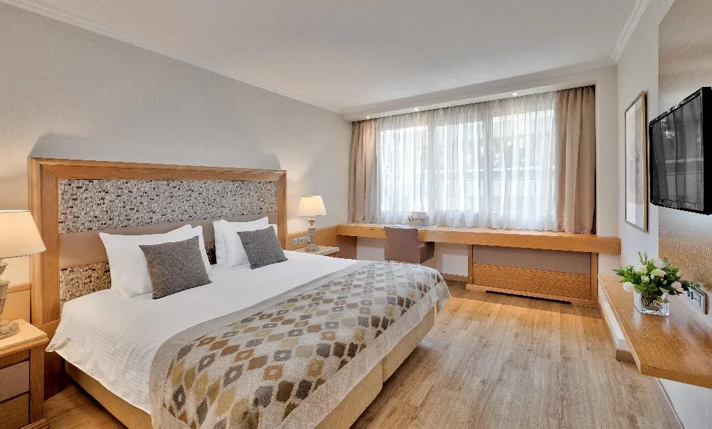 Room, Divani Caravel, Athens