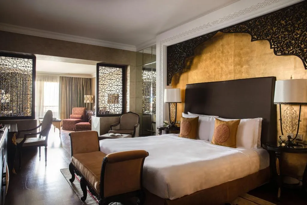 Room, Jumeirah Zabeel Saray Dubai, Dubai