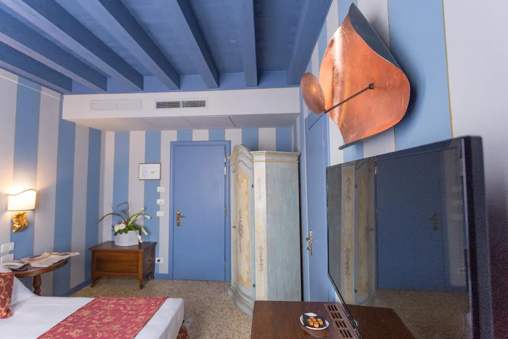 Double or Twin CLASSIC Room, Tiziano, Venice