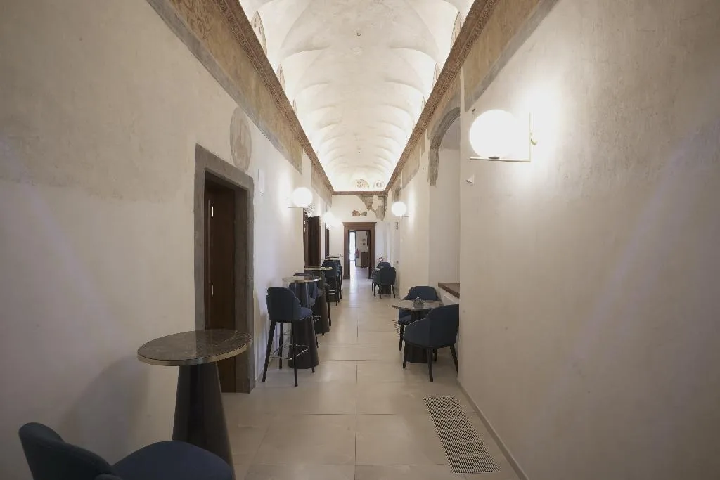 General view, Palazzo Santo Spirito, Milan