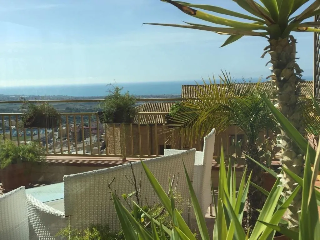 Terrace, B&B Portatenea, Catania