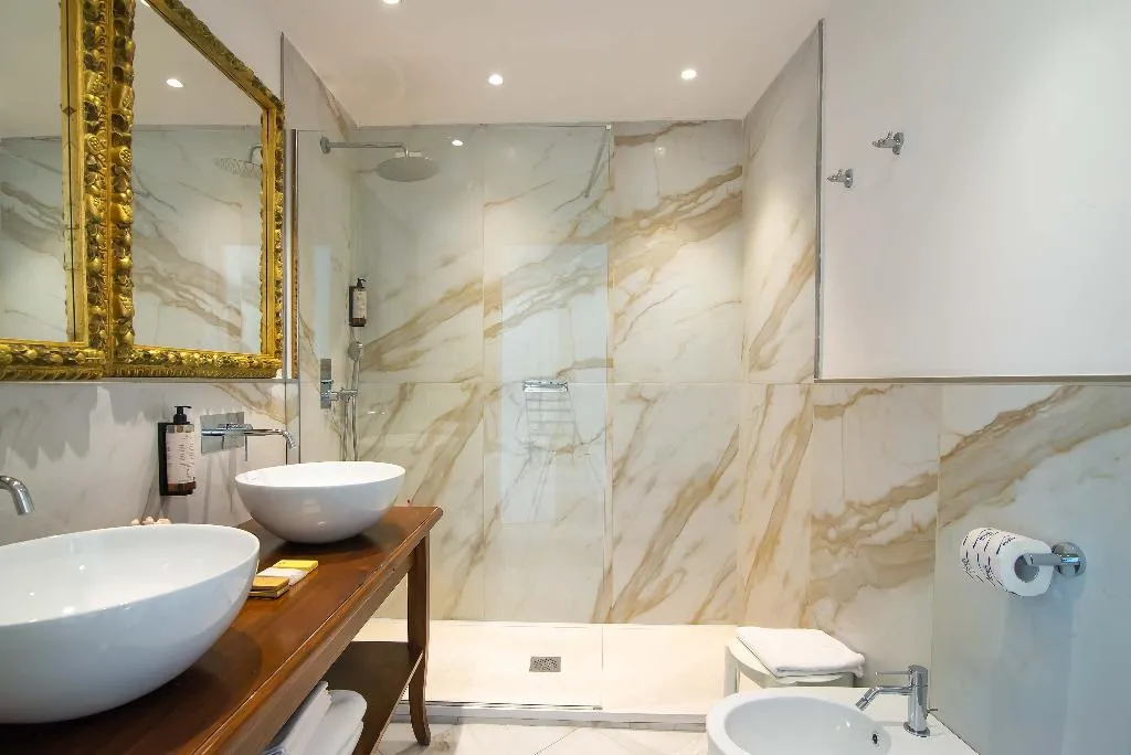SUITE CITY VIEW Room, Machiavelli Palace, Florence