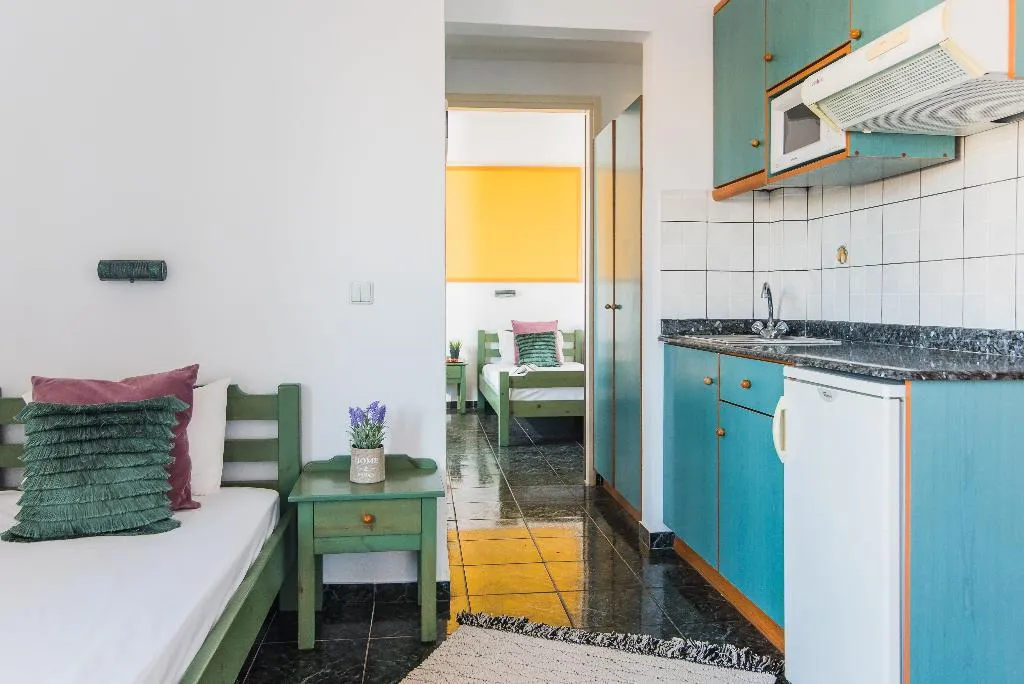 APARTMENT SIDE SEA VIEW ONE BEDROOM Room, Yiannis Manos, Crete