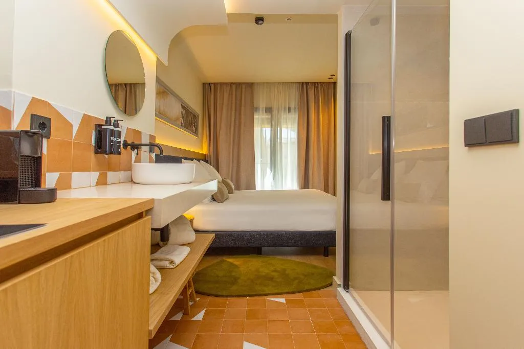 DOUBLE SUPERIOR WITH BALCONY Room, Ocean Drive Sevilla, Seville