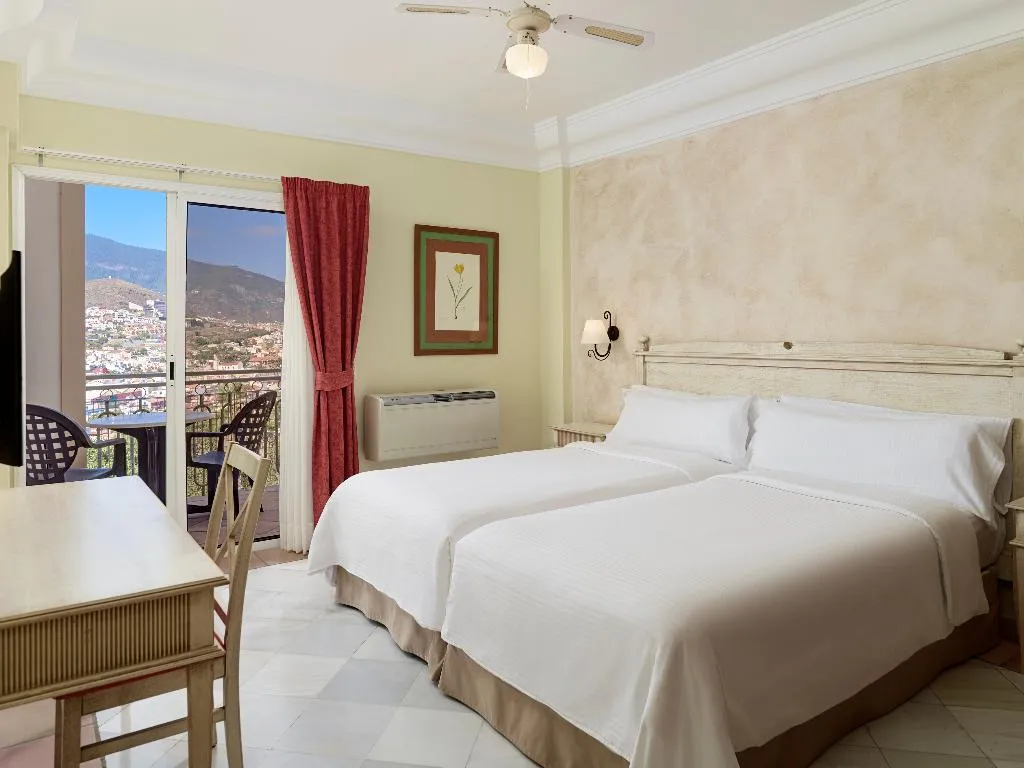 SUITE WITH VIEWS Room, Las Aguilas Tenerife Affiliated By Melia, Tenerife