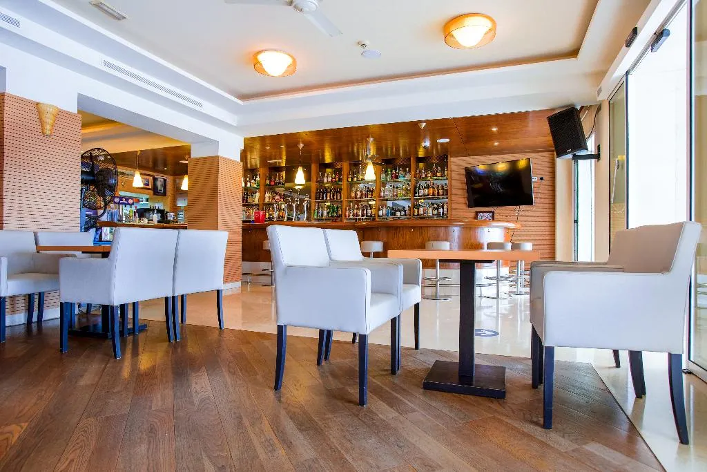 Bar, Hotel Calabona, Majorca