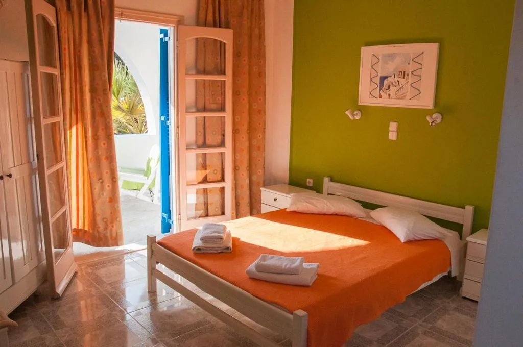 Double or Twin POOL VIEW Room, Villa Michalis, Santorini
