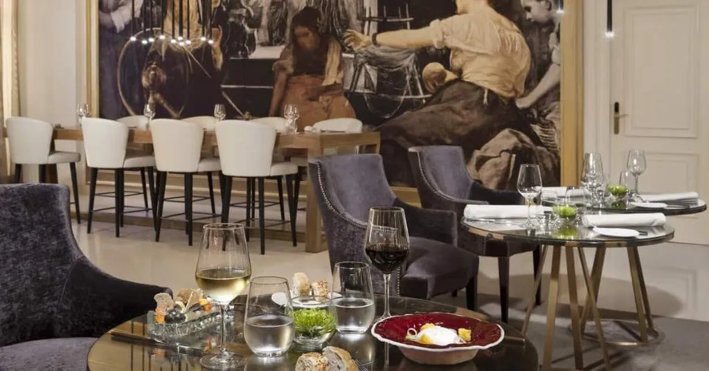 Restaurant, Palacio de los Duques Gran Meliá, Madrid