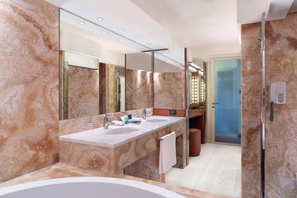 Room, Sheraton Padova Hotel & Conference Center, Venice