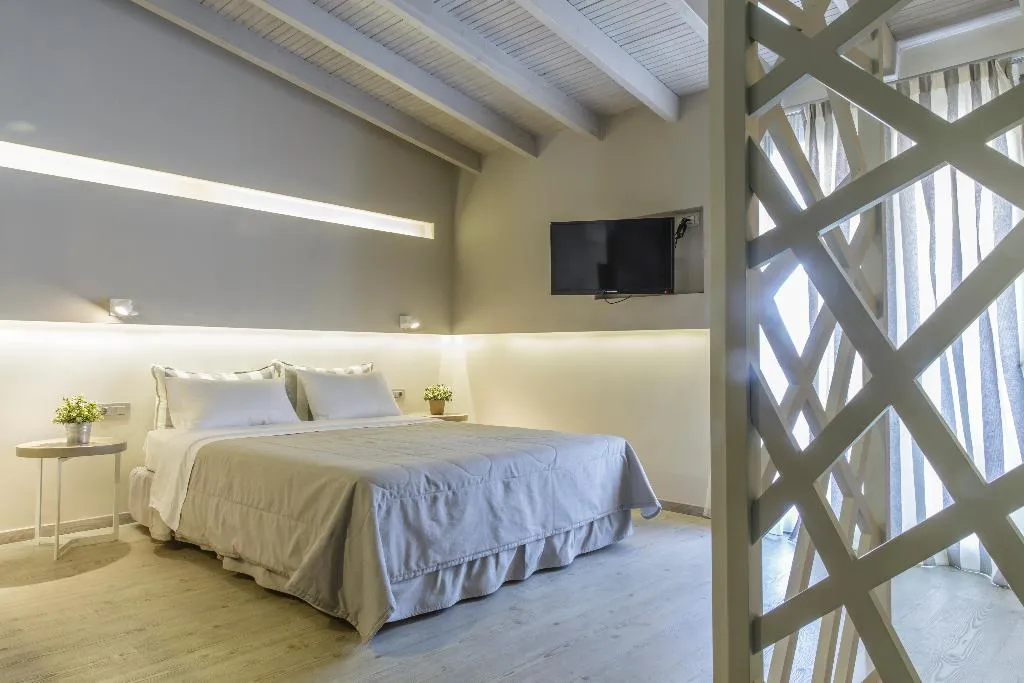 JUNIOR SUITE SIDE SEA VIEW Room, Golden Beach, Athens