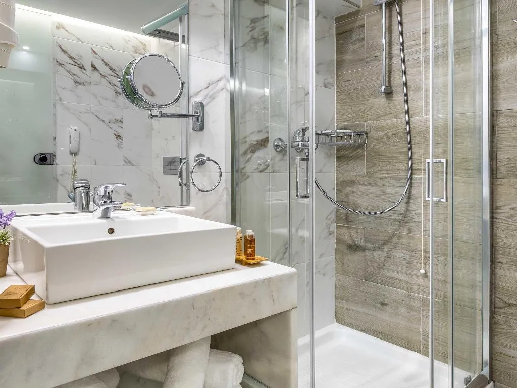 DOUBLE CLASSIC KING BED Room, Mercure Rhodes Alexia Hotel & Spa, Rhodes