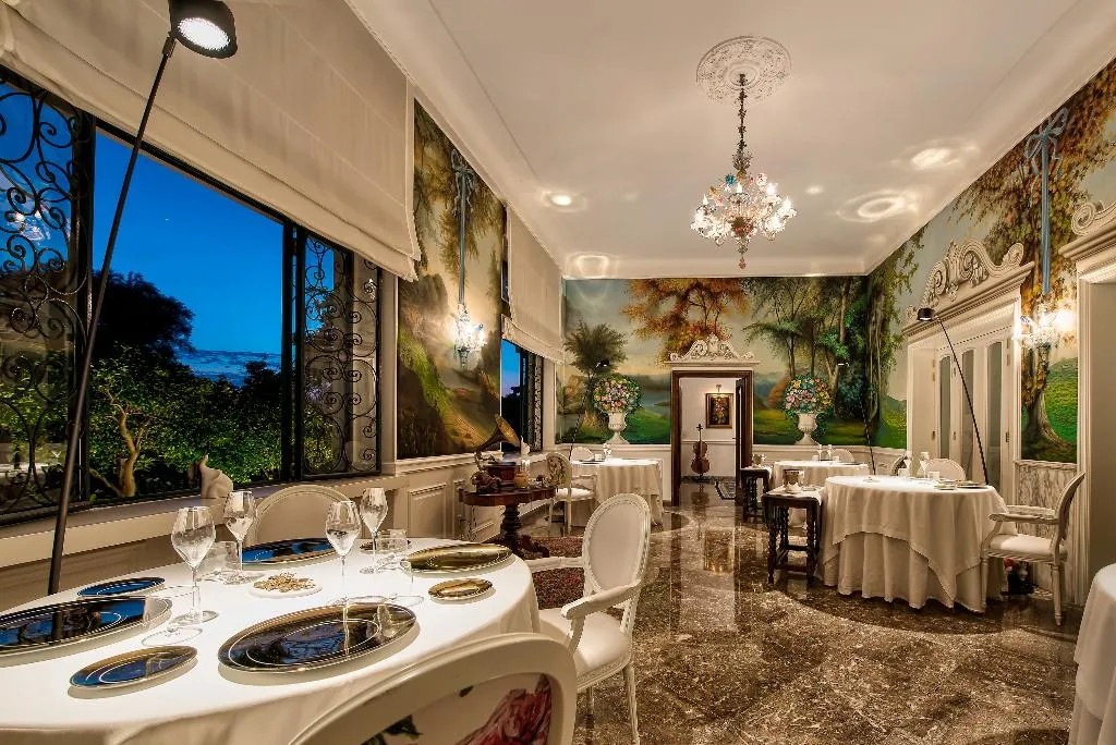Restaurant, Majestic Palace, Naples