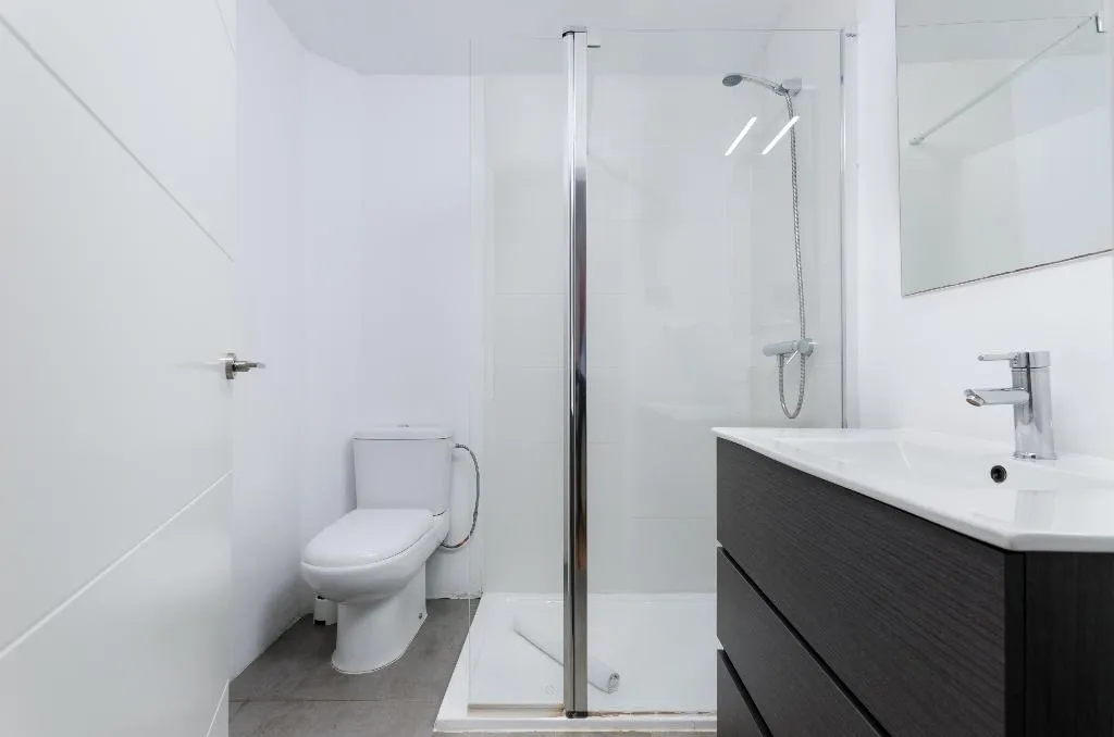 APARTMENT TWO BEDROOMS ONE BATHROOM Room, Port Apartments, Majorca