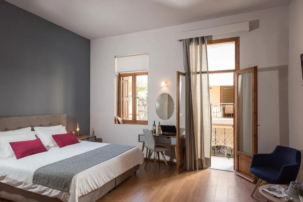 Room, Bluebell Luxury Suites, Crete
