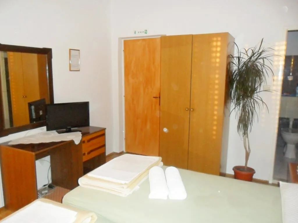 APARTMENT CAPACITY 2 Room, Apartments Martiva, Dubrovnik