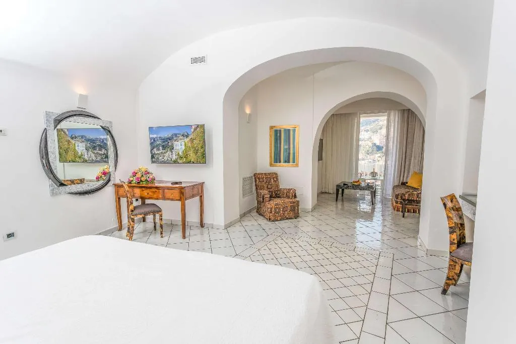 Room, Marina Riviera, Naples