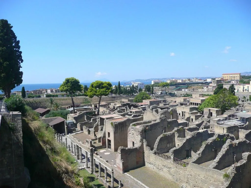 General view, I Papiri, Naples