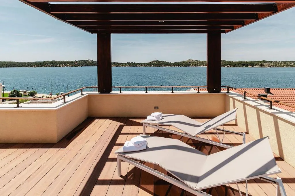 Room, Armerun Heritage Hotel & Residences, Split