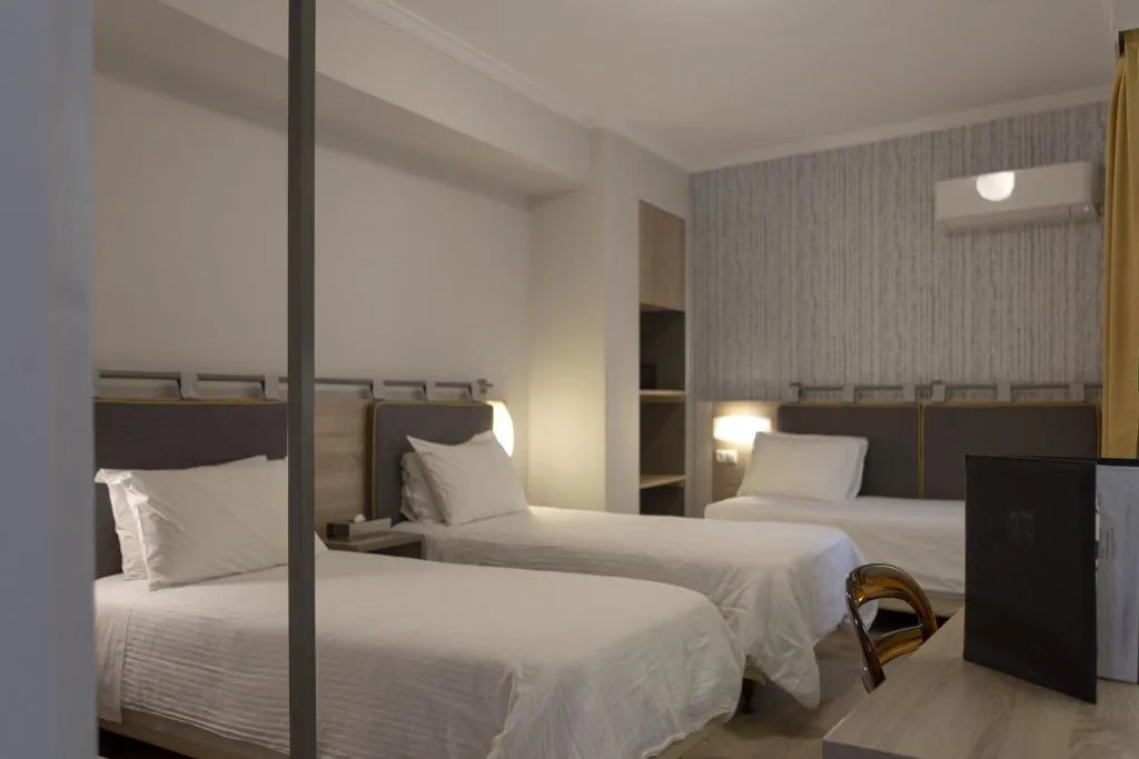 TRIPLE STANDARD Room, Pan, Athens