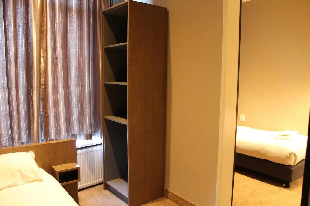 Room, Hotel Blossoms, Amsterdam