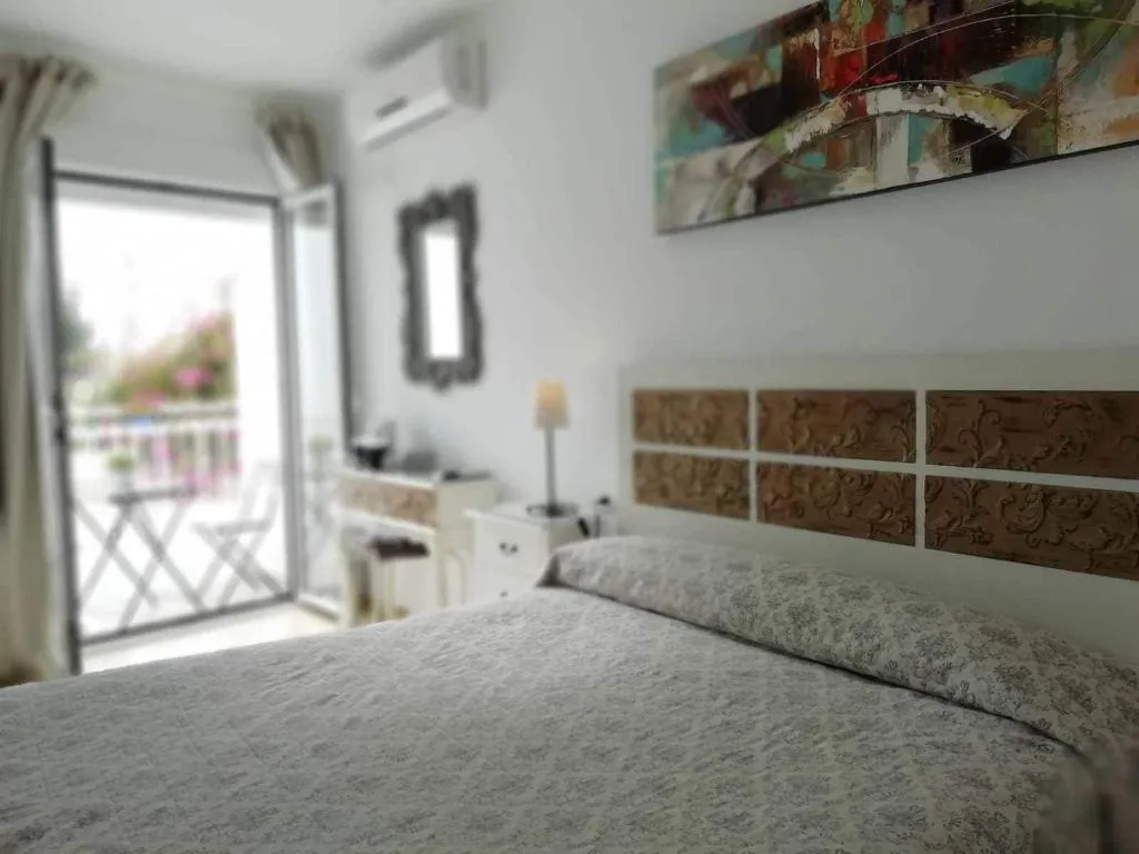 Room, Hostal Tres Soles, Costa Del Sol