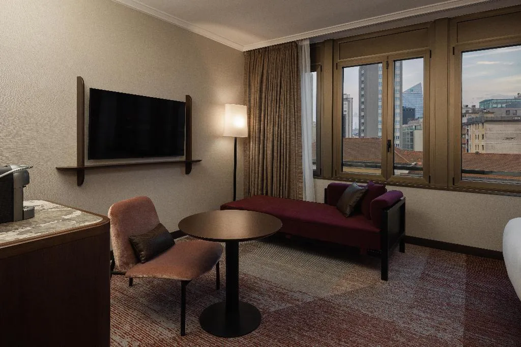 TWIN EXECUTIVE Room, Hilton Milan, Milan