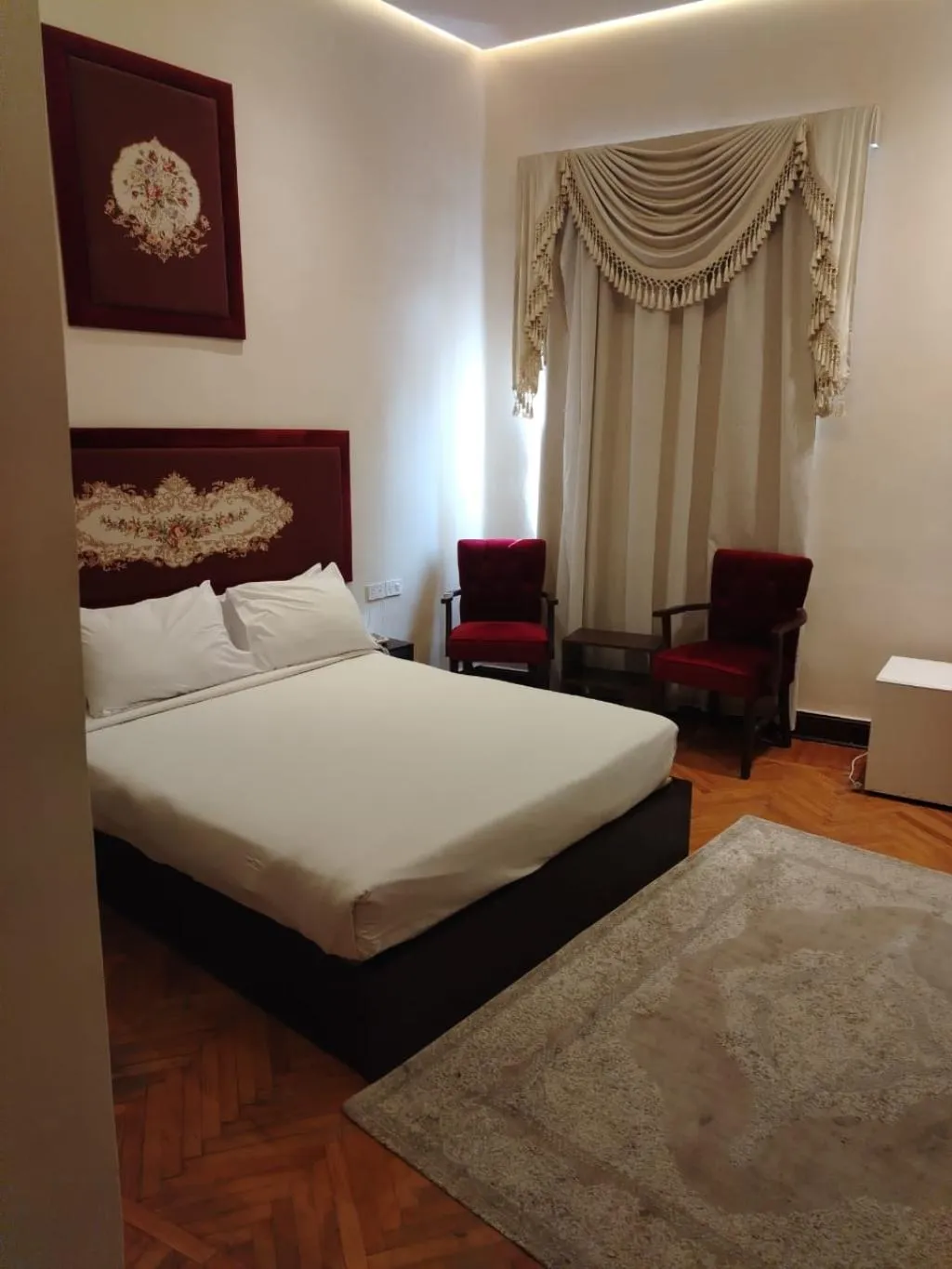 SINGLE ONE BED Room, Victoria Cairo Hotel, Cairo