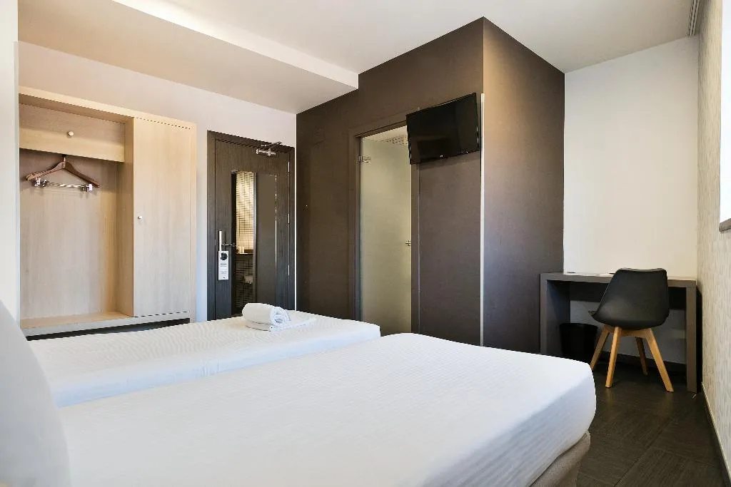 DOUBLE SINGLE USE STANDARD Room, Laumon, Barcelona