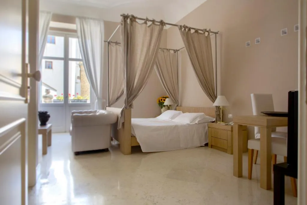 DOUBLE SUPERIOR Room, Palazzo Brunaccini, Palermo