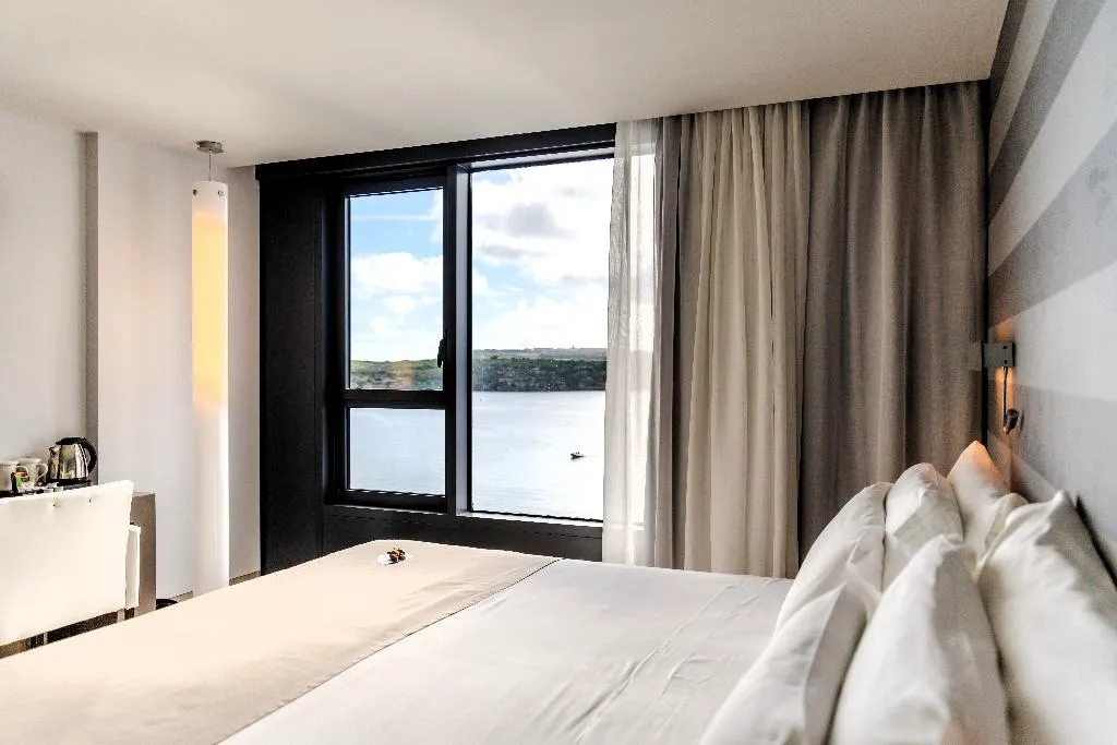 Double or Twin SUPERIOR SIDE SEA VIEW Room, Barceló Hamilton Menorca -Adults Only, Menorca