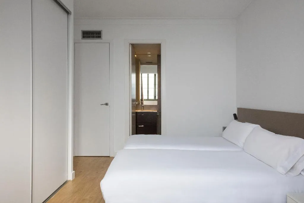 APARTMENT EXECUTIVE Room, Barcelona Apartment Viladomat, Barcelona