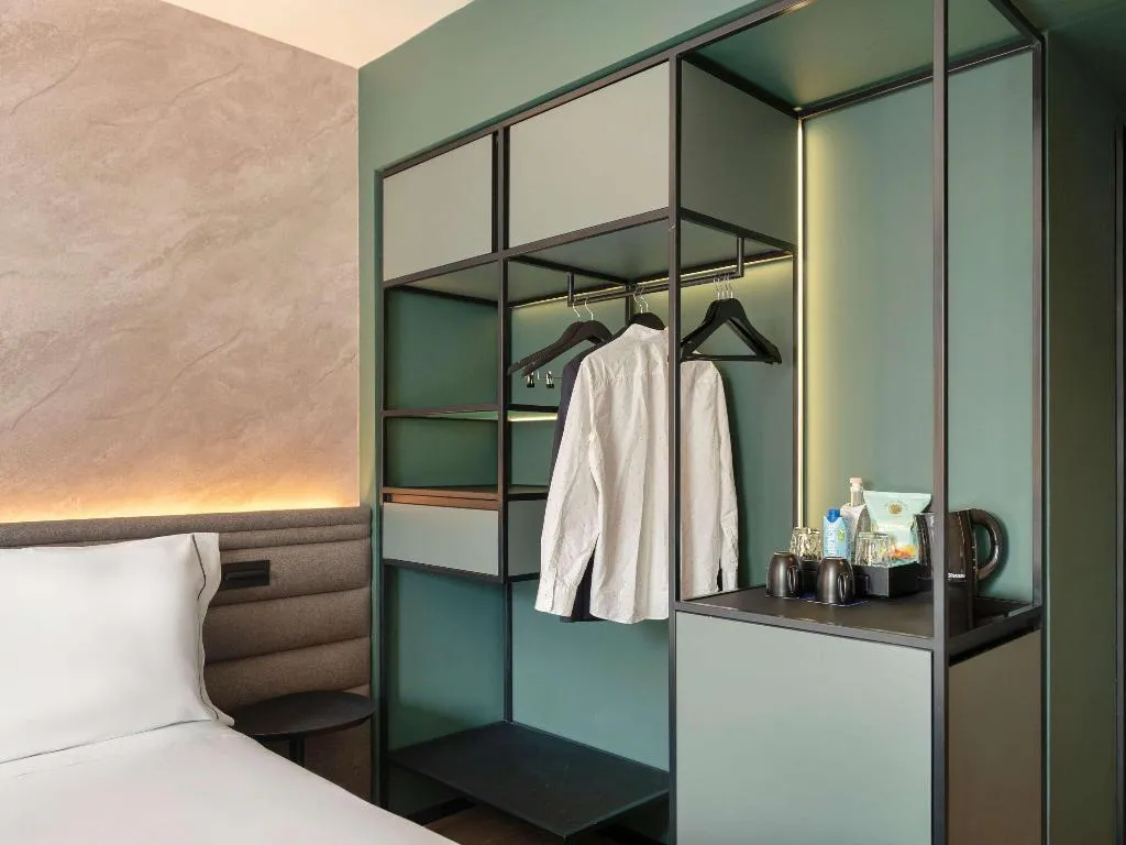 DOUBLE SUPERIOR Room, Novotel Valencia Lavant, Valencia