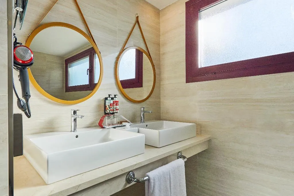 DOUBLE COMFORT Room, Hesperia Sevilla, Seville