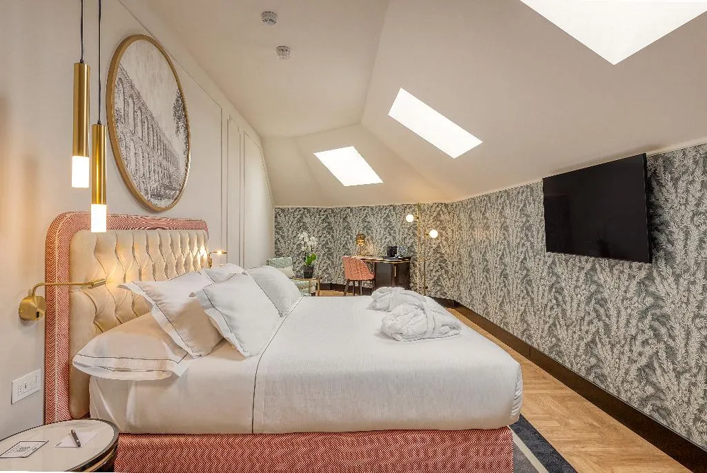 Double or Twin SUPERIOR Room, H10 Palazzo Galla, Rome
